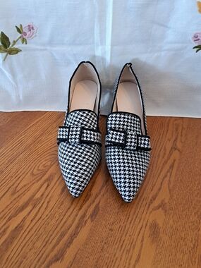 Pointed Houndstooth Bow Loafers - (see Last Photo For Special Deals)